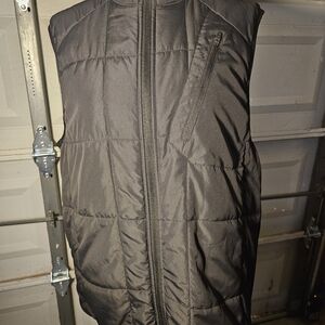 PGA Tour Men's Dark Gray Puffer Vest